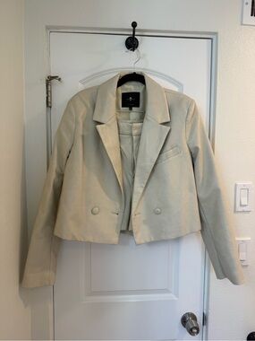 7 For All Mankind Cream Cropped Double-Breasted Blazer